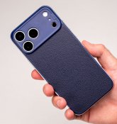 Süti NanoLeather PhoneBack för iPhone 17 Pro - Marinblå