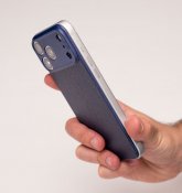 Süti NanoLeather PhoneBack för iPhone 17 Pro - Marinblå