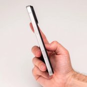 Süti silikon PhoneBack för iPhone 18 Pro - Kolsvart