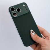 Süti NanoLeather PhoneBack for iPhone 18 Pro Max - Sicilian Olive
