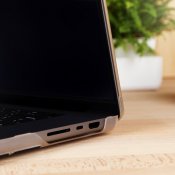 Moshi iGlaze MacBook Pro 16":lle (2021)