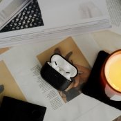 KeyBudz Artisan Series Leather Case for AirPods Pro 2 - Black