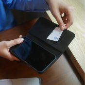 Moshi Overture til iPhone 15 Plus - Midnatssort