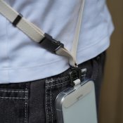 Moshi 2-i-1 håndledd/kroppsrem - Eggnog hvit