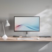 ALOGIC Clarity Max 32" UHD 4K-skjerm med 65 W strømforsyning - Sølv