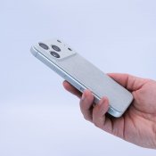 Süti NanoSuede PhoneBack iPhone 17 Pro Maxille - Sininen aura