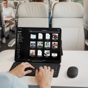 Satechi OntheGo™ Tastatur med innebygd stativ Bluetooth US layout - Svart