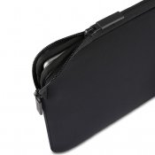 Pipetto Classic Fit Sleeve til MacBook Air 15 - Sort