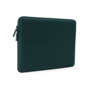 Pipetto Classic Fit-fodral för MacBook Neo - Mörk petrol