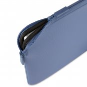 Pipetto Classic Fit-fodral för MacBook Neo - Lavendel