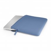 Pipetto Classic Fit-fodral för MacBook Neo - Lavendel