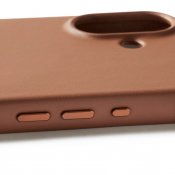 Mujjo Full Leather Case for iPhone 17 - Tan