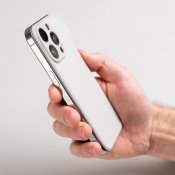 Süti Silicone PhoneBack för iPhone 17 Pro Max - Varmgrå