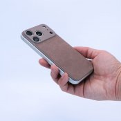 Süti Nano Suede PhoneBack iPhone 17 Pro Maxille - Hiekkakivi
