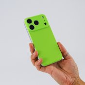 Süti silikoninen PhoneBack iPhone 18 Pro Maxille - Call Me Limey