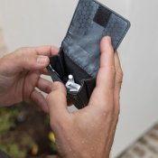 UAG Dryout AirPods Pro 3 Rescue Pod - Svart