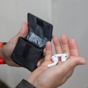UAG Dryout AirPods Pro 3 Rescue Pod - Svart